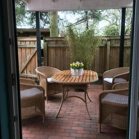 Luettje Ferienhuus Holiday home Toenning